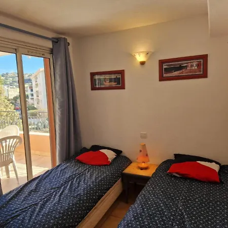 Ste Maxime T3 Terrasse Vue Et Avec Piscine Apartment Sainte-Maxime