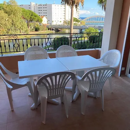 Ste Maxime T3 Terrasse Vue Et Avec Piscine Apartment Sainte-Maxime